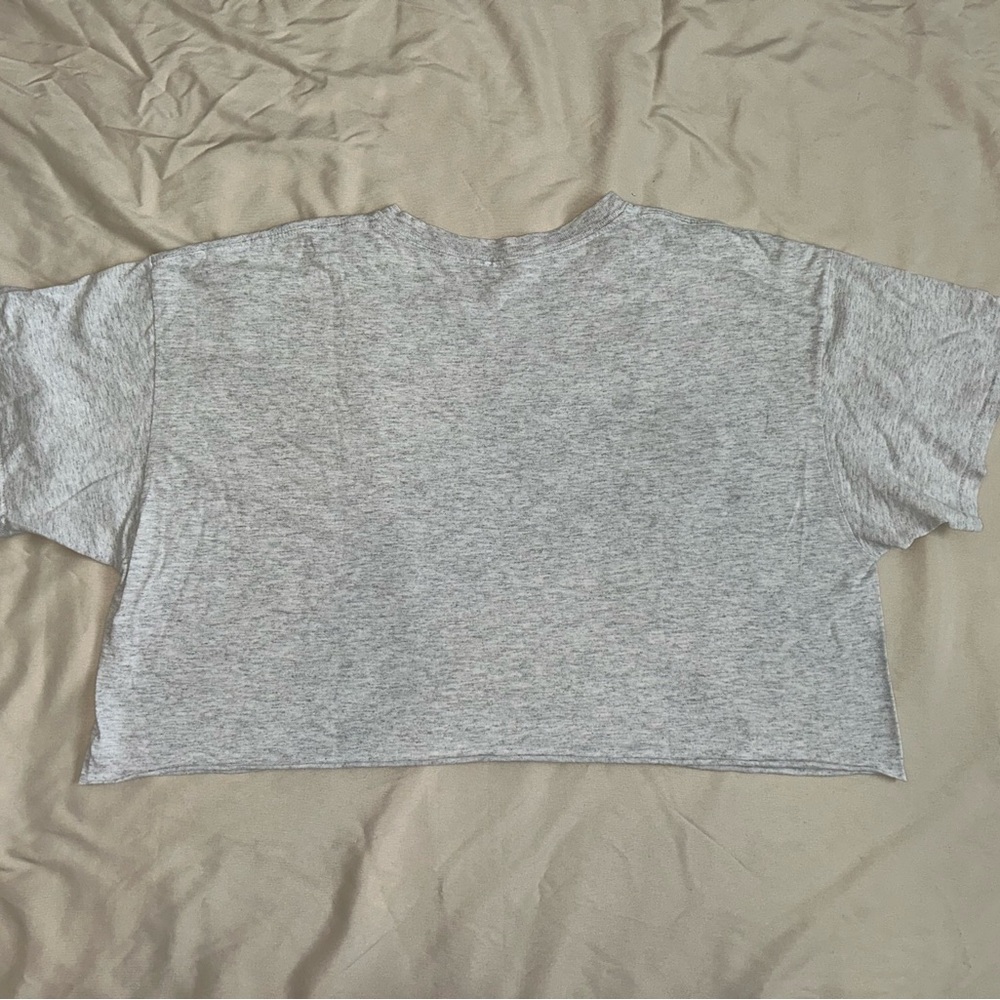 Gray New York Graphic Crop Top - Picture 6 of 7
